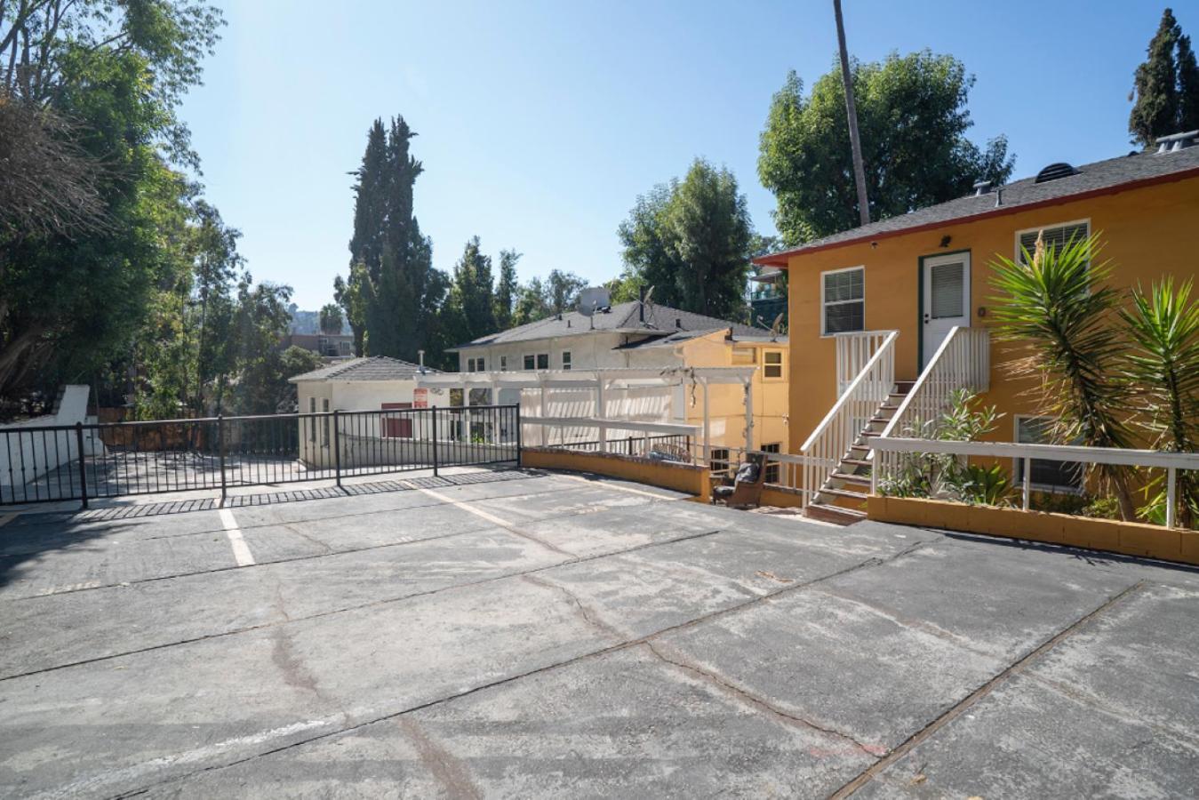Charming Duplex Home In Sherman Oaks ลอสแอนเจลิส ภายนอก รูปภาพ